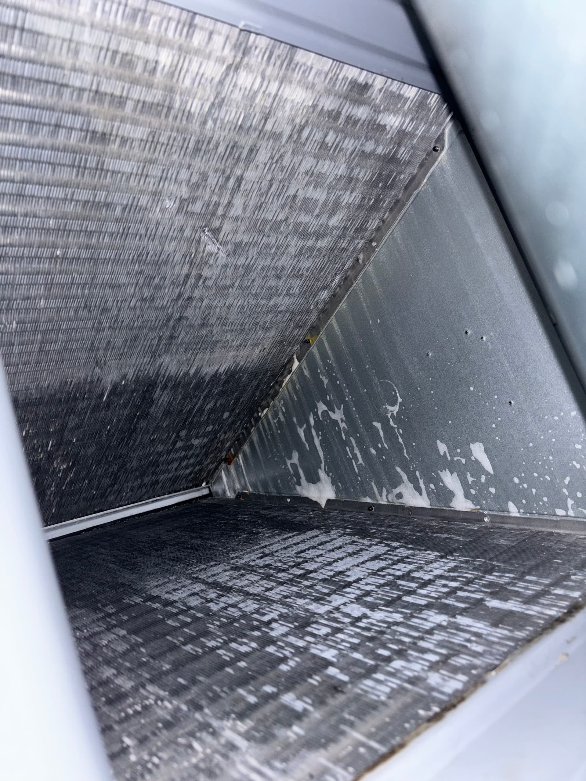 Gallery photos for How Dino Air Handles Multi-Unit AC Maintenance the Right Way: Image #4