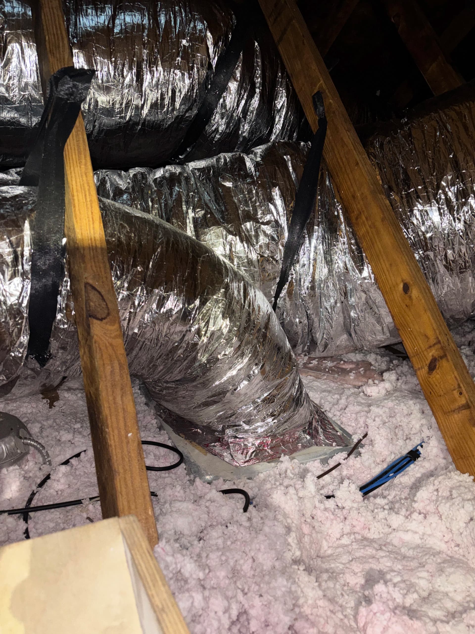 Gallery photos for Attic Duct System Replacement Done Right: Image #4