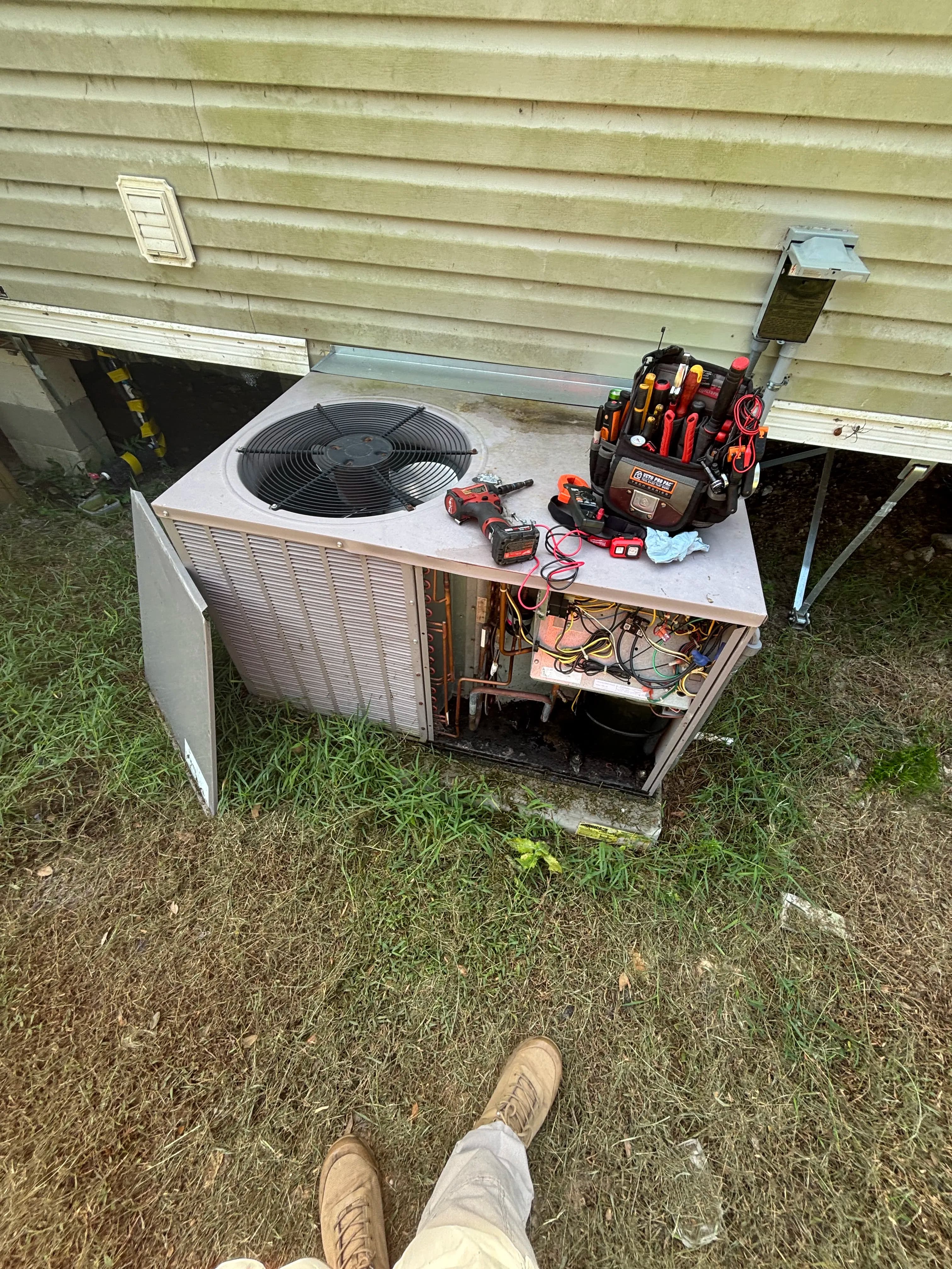 Project Bad Blower Motor Fixed on a Package AC Unit image