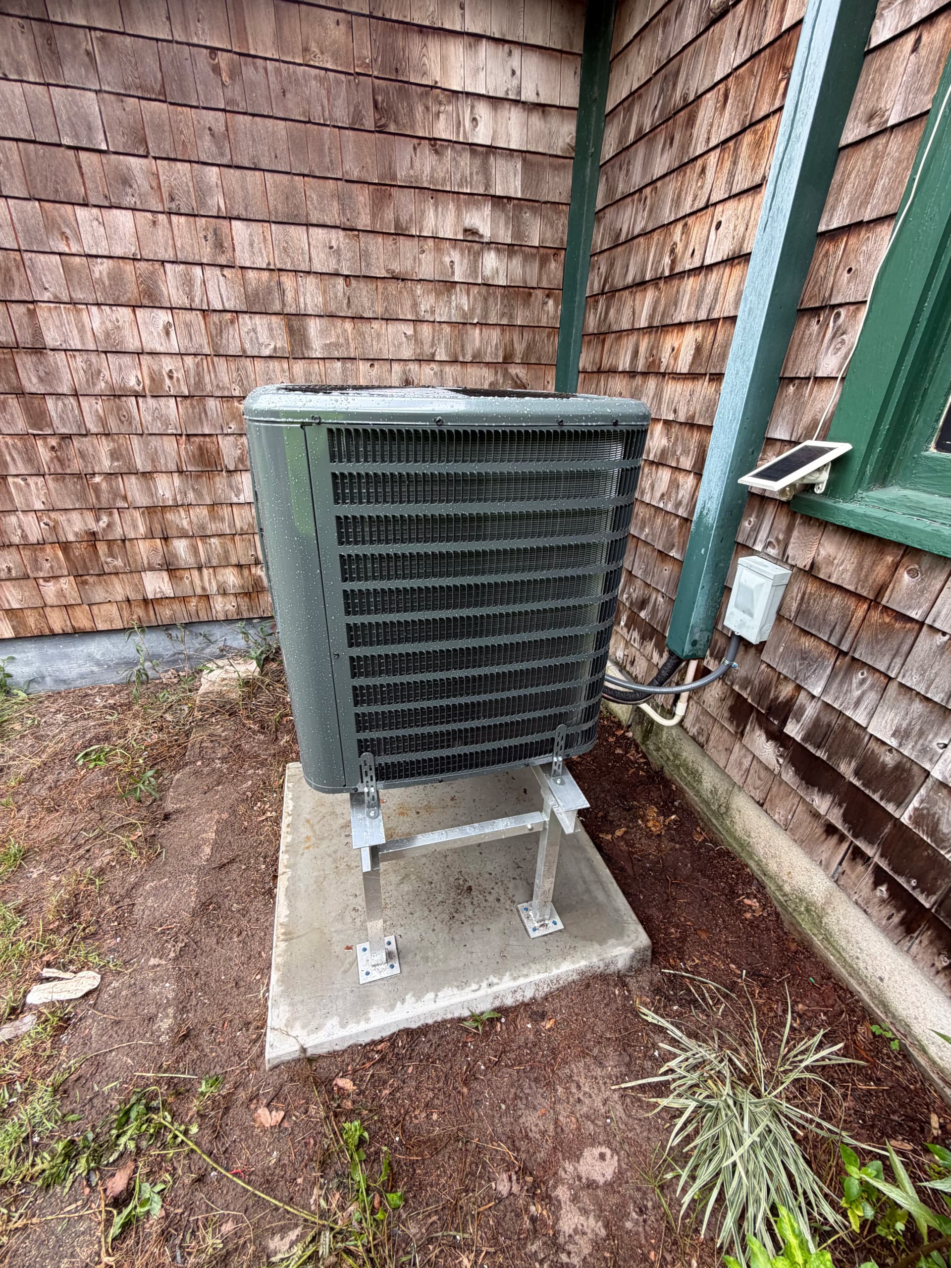 Gallery photos for Full HVAC Makeover with New Heat Pump and Redesigned Ductwork: Image #6