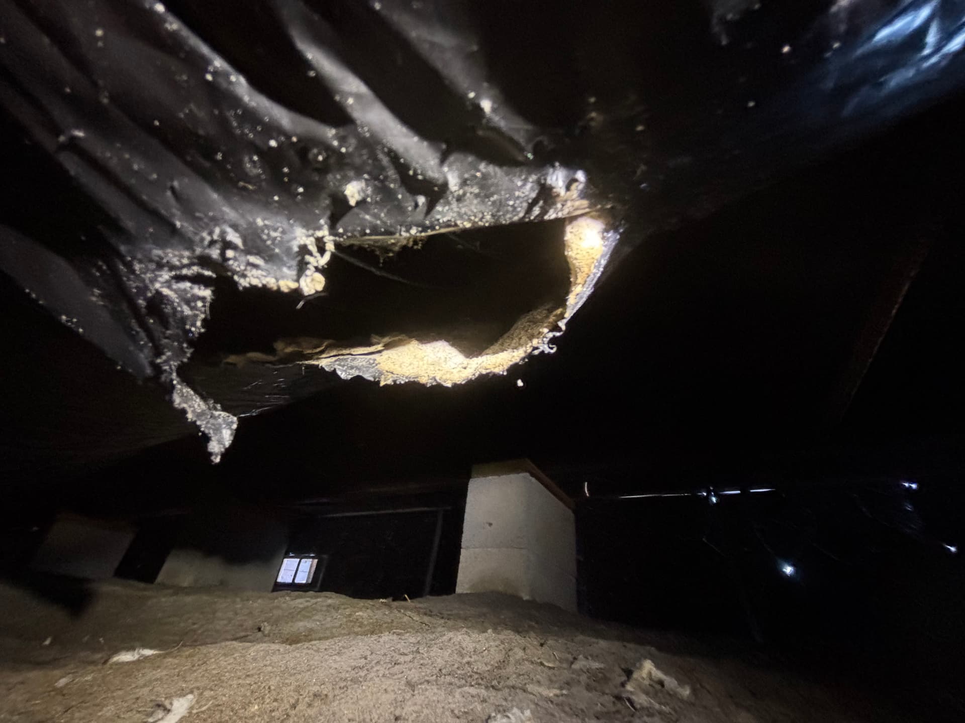 Gallery photos for Mobile Home Duct Removal and Replacement: Image #1