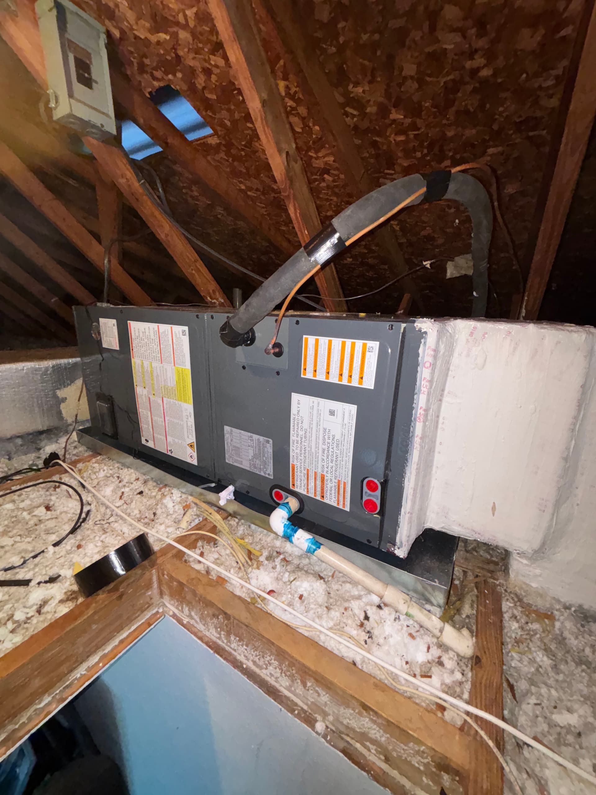 Gallery photos for Goodman Heat Pump Installation in Lakeland FL: Image #1