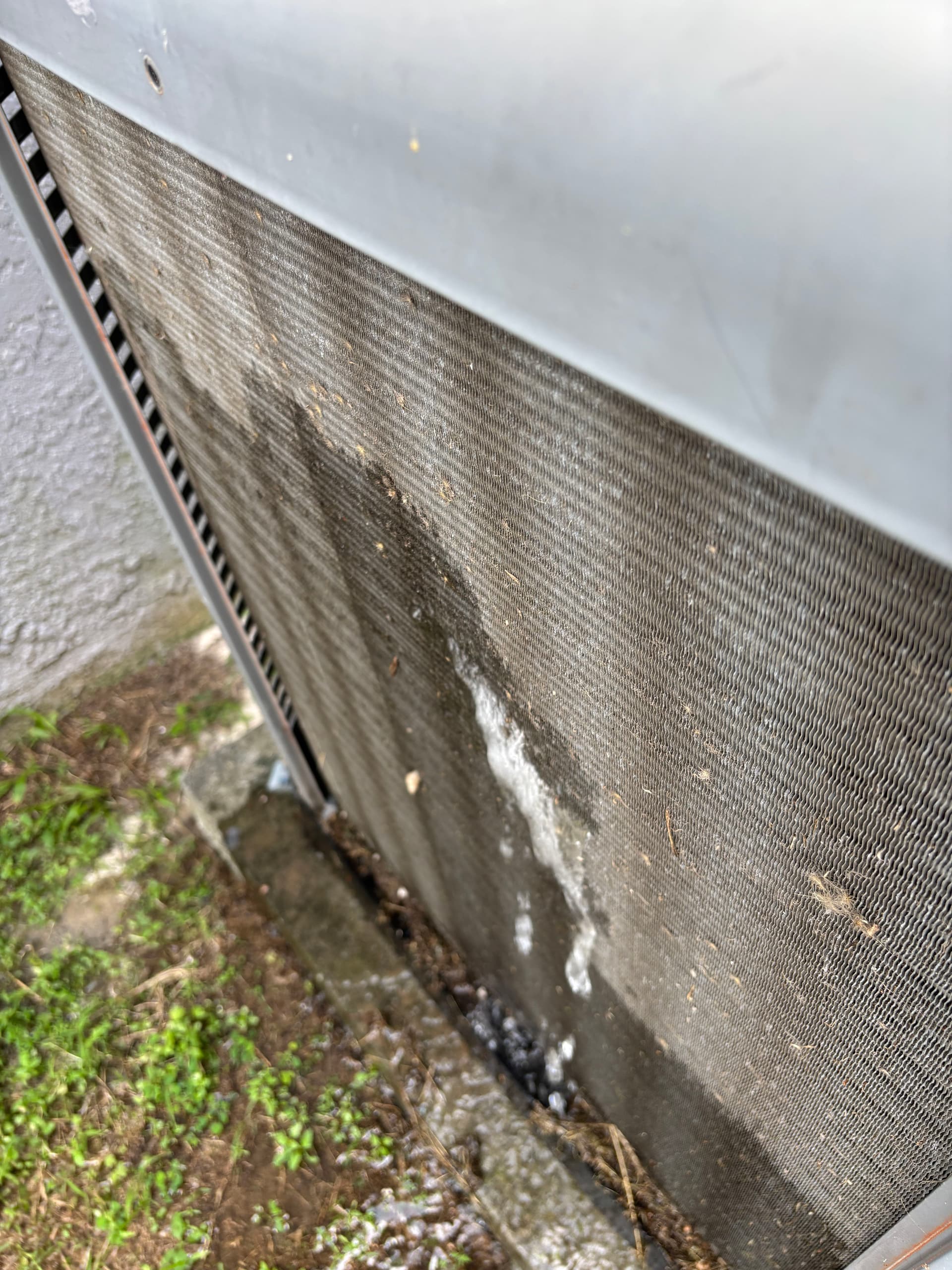 Gallery photos for What a Dirty AC Coil Actually Does to Your Cooling: Image #1