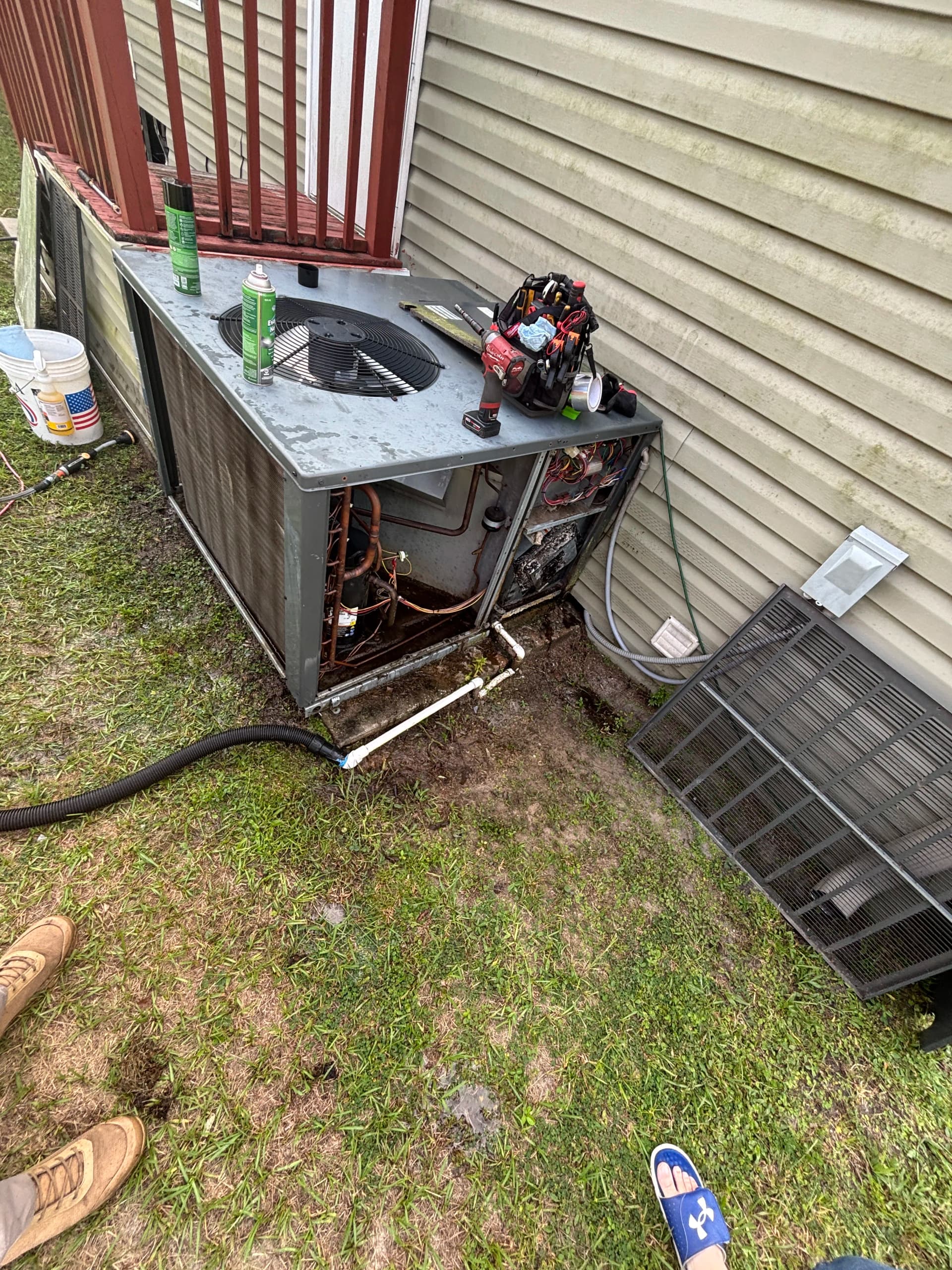 Gallery photos for Residential Package Unit AC Maintenance Done Right: Image #3