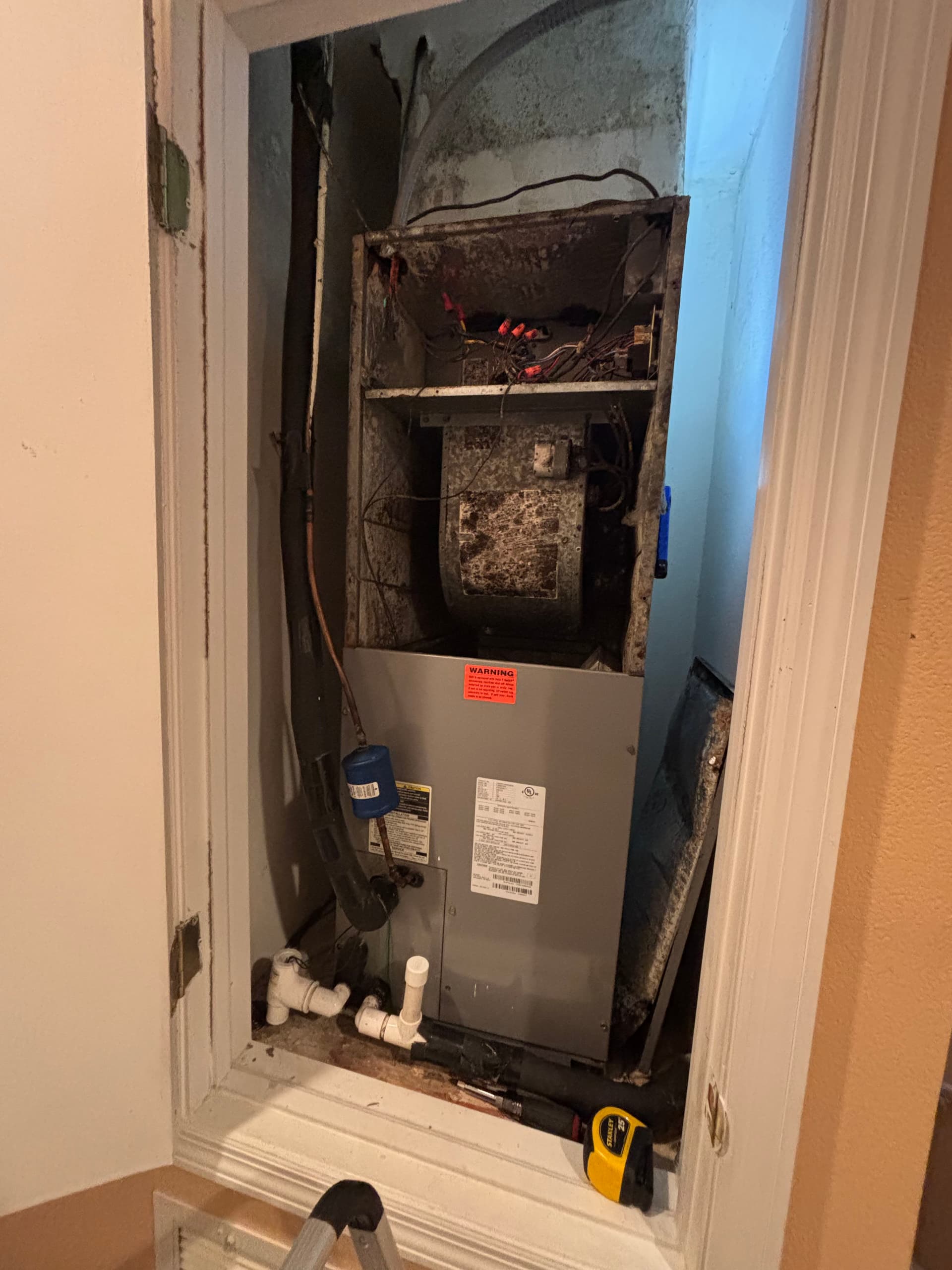 Seamless 3-Ton Heat Pump Replacement image