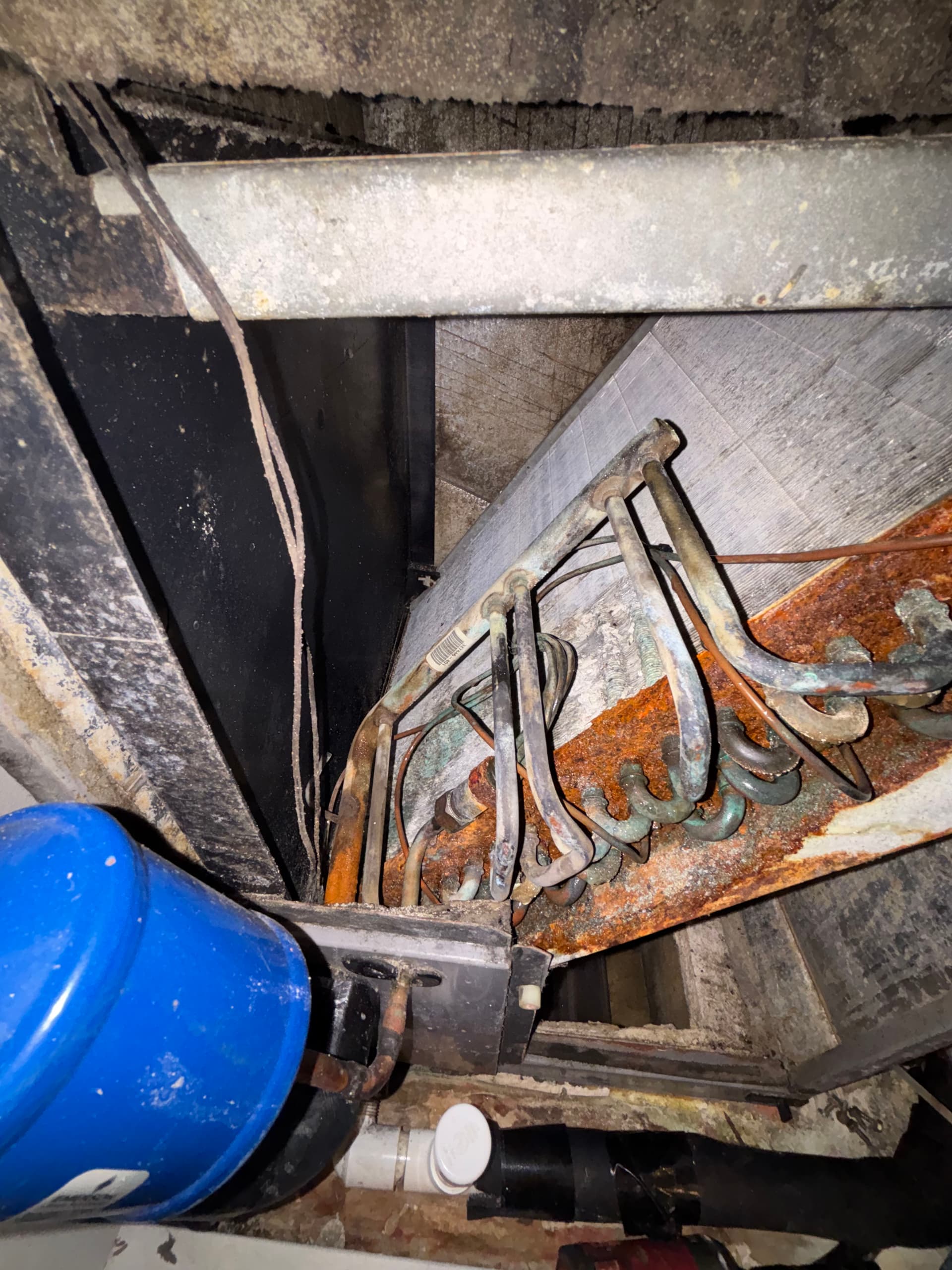 Gallery photos for Efficiency Restored - HVAC Coil Maintained: Image #2